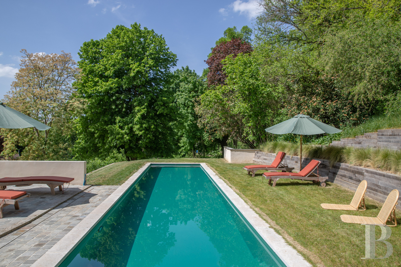 A completely renovated former mill halfway between Mantes-la-Jolie and Dreux in the Eure-et-Loire department - photo  n°3